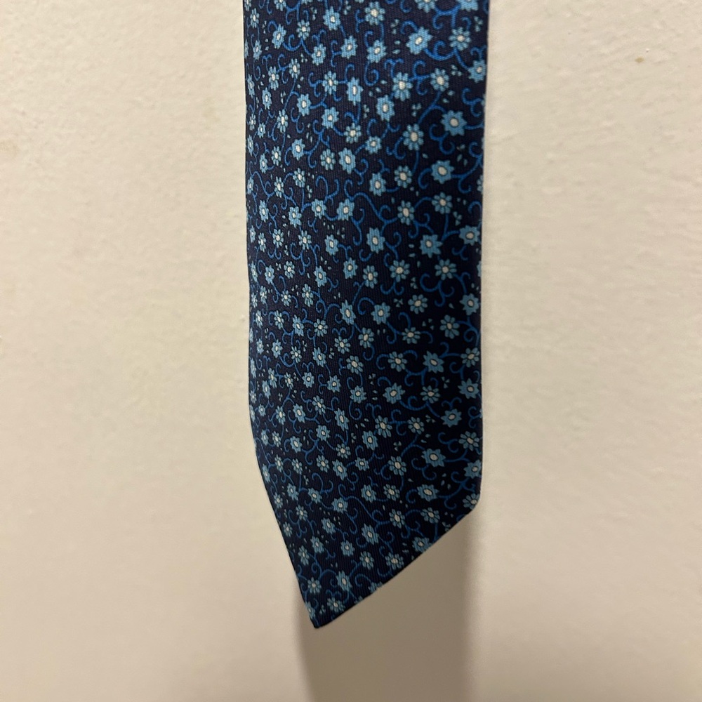 Hermes Blue and White Patterned Tie
